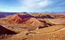 Atacama-Wüste: Einzigartige Landschaft Ansicht der Atacama-Wüste mit ihren beeindruckenden Felsformationen.