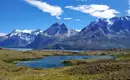 Landschaft im Torres del Paine Berglandschaft mit Seen im Torres del Paine Nationalpark, Chile.