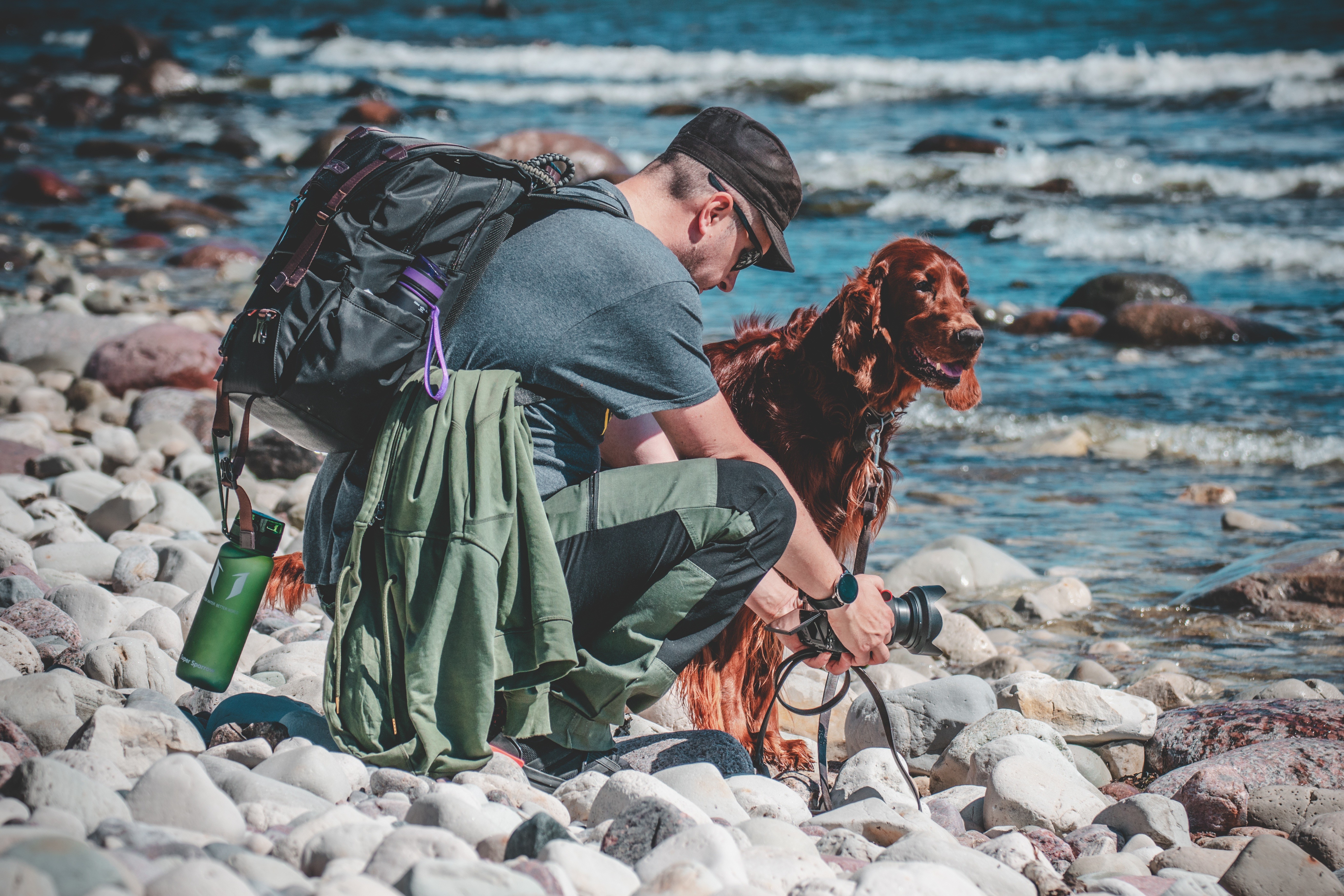 Mehr Zeit für Ihren Hund: Individuelle Wanderreisen ermöglichen Pausen genau dann, wenn Ihr vierbeiniger Begleiter sie braucht