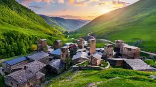 Die schönsten Sehenswürdigkeiten in Georgien – 15 Highlights zwischen Kaukasus und Weinregionen - Alpenstieg Bergtour Guide