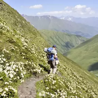 Wandern in Georigen im Großen Kaukasus