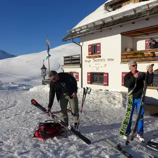 Einwöchige Dolomiten-Skidurchquerung
