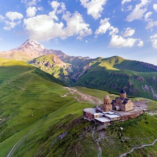 Georgien für Einsteiger: Naturwunder und Kulturschätze im Herzen des Kaukasus - Bergtour bei Alpenstieg buchen