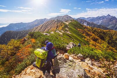 Wer durch die Japanischen Alpen wandert, versteht schnell, warum diese Bergwelt ihren berühmten Namen erhielt