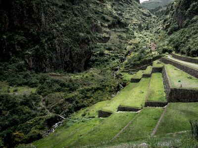 Die weitläufigen Terrassen von Pisac im Heiligen Tal zeugen noch heute von der beeindruckenden Ingenieurskunst der Inka