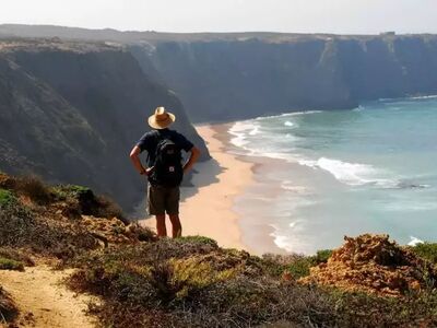 Die geschützten Küstenabschnitte der Algarve bieten einzigartige Naturerlebnisse und beeindruckende Ausblicke