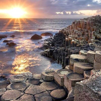 Der Giant’s Causeway - wie sind nur diese exakten Basaltsäulen entstanden?