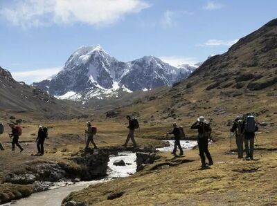 Wandern in den Anden Perus – eindrucksvolle Trekkingrouten führen durch eine einzigartige Hochgebirgslandschaft