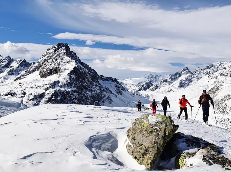 Skitourenwoche Alpen mit Schneegarantie - Go with the Snow