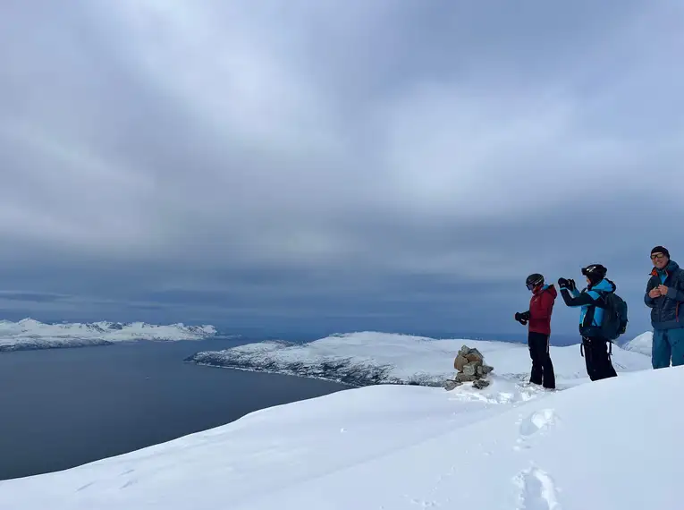 Schneeschuhwandern auf der Insel Senja - Norwegens Traumziel