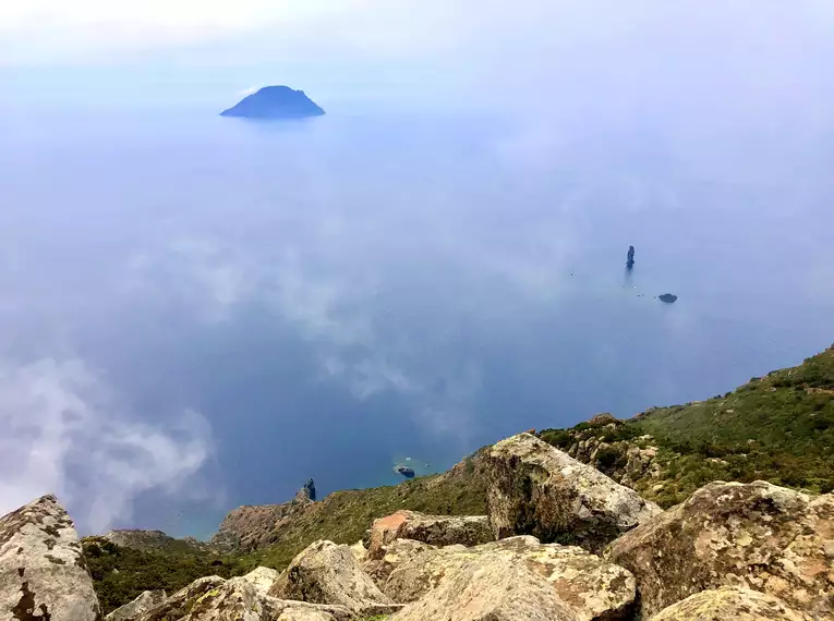 Die Liparischen Inseln sportlich erwandern