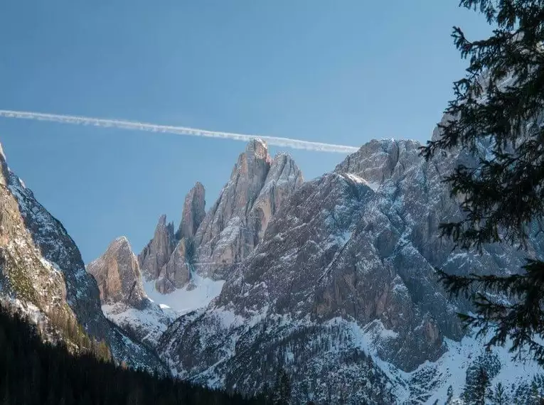 Schneeschuhwandern in den Dolomiten