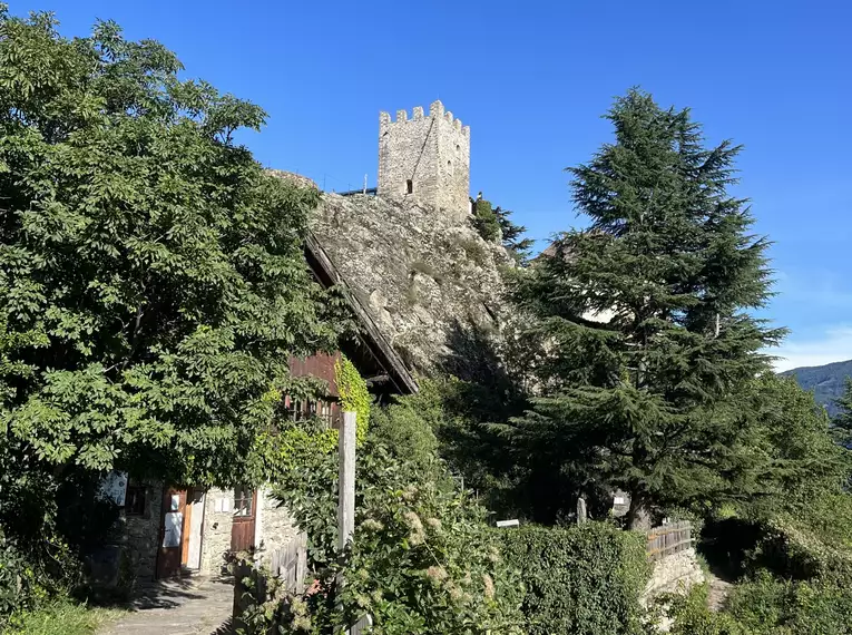 Der Vinschgauer Höhenweg mit Gepäcktransport