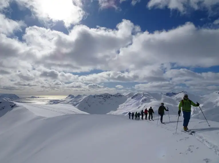 Skitouren Geheimtipp in Norwegen auf der Insel Kvaløya