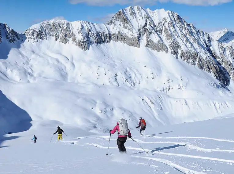 Skitourenwoche Alpen mit Schneegarantie - Go with the Snow