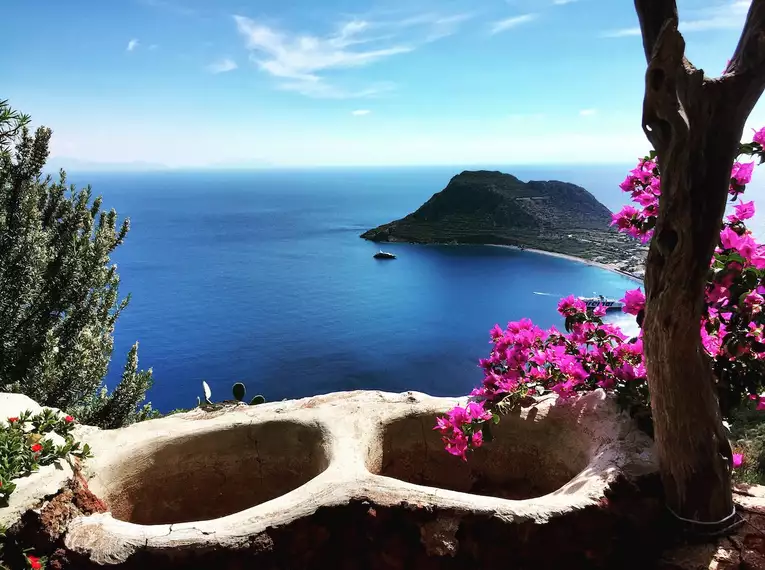 Die Liparischen Inseln gemütlich erwandern