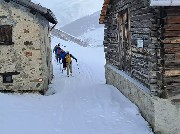 Skitouren Passo del Lucomagno – Genussvoll durch die stille Südschweiz
