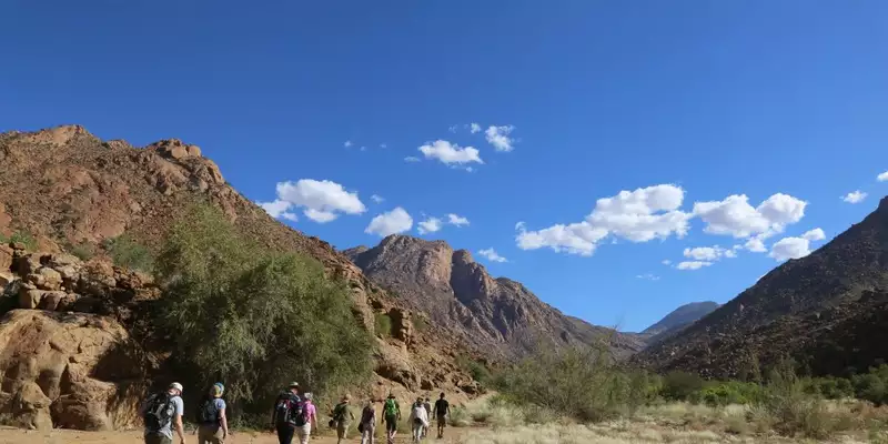 Namibias Naturwunder: Farbenpracht und grenzenlose Weite - Bild 21