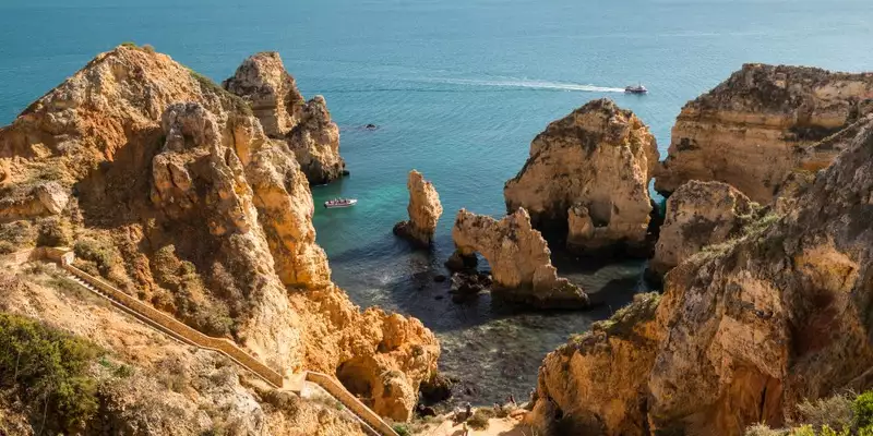 Entlang der Atlantikküste Portugals: Wilde Schönheit und bunte Hafenstädtchen - Bild 3