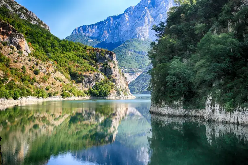 Albanien - Das Land der Kontraste erwandern - Bild 1