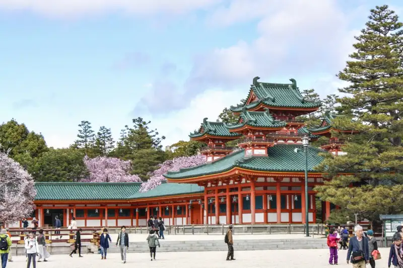 Japan: Kirschblüte oder Herbstlaub zaubern Farbenwunder - Bild 15
